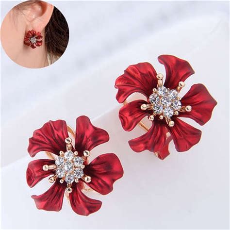 Rhinestone Prosperous Flower Glistening Style Women Fashion Statement