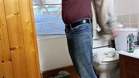 Henndrik Wichst Und Spritzt Nackt Im Wald 09082020 Gay XHamster