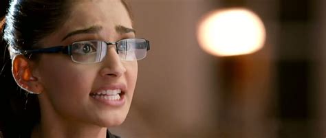 Sonam Kapoor Nude Pics Page