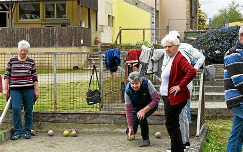 Retraités 72 boulistes au concours interclubs Le Télégramme