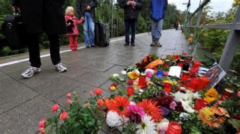 Nach Dem S Bahn Mord Trauer In M Nchen Noz