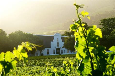 Cape Town to Cape Winelands Private Wine Tour by Helicopter 2023