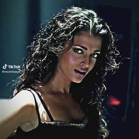 Aishwarya Rai In Dhoom Bollywood Actress Hot Photos Beautiful Bollywood Actress