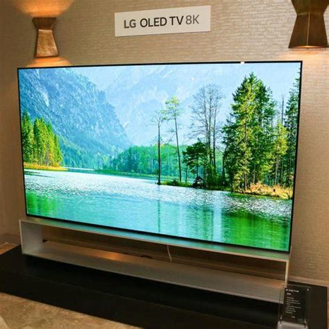 Lg Signature 88 8k Oled можно ли вешать на стену 81 фото