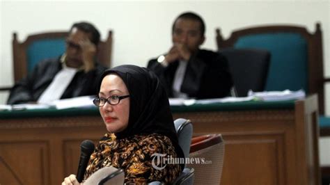 Ratu Atut Didakwa Menyuap Akil Mochtar Rp Miliar Tribunnews