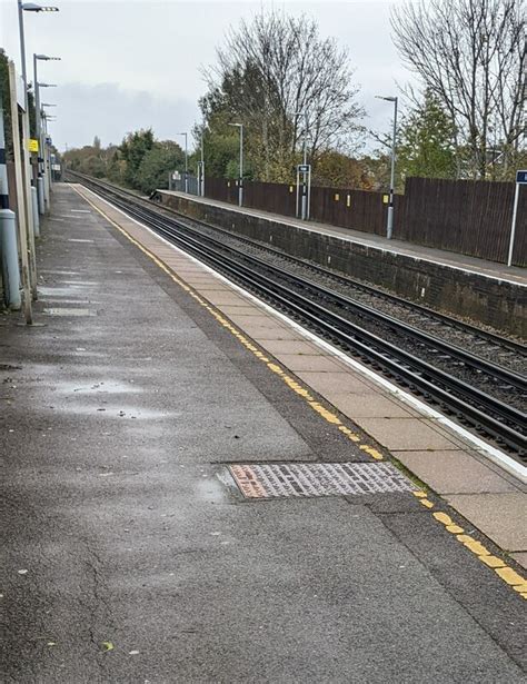 West Through Portchester Station Jaggery Cc By Sa Geograph