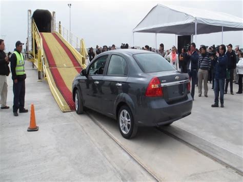 Espuela De Ferrocarril En General Motors SLP Autocosmos