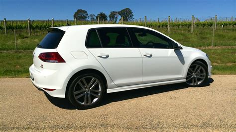 2015 Volkswagen Golf R-Line Review: 103TSI - photos | CarAdvice