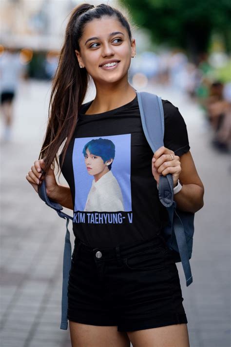 BTS KIM Taehyung V Portrait Tshirt Meltmoon