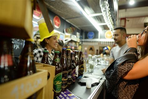 Festival de Cervejas Artesanais reúne mais de 80 rótulos da bebida em