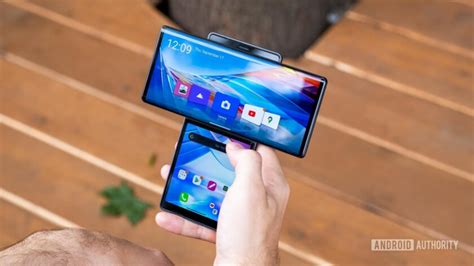 LG Wing buyer's guide: What you need to know about the swiveling phone