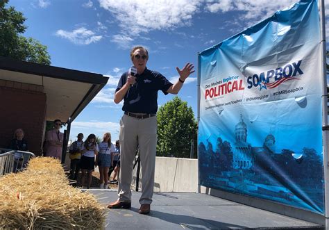 Fairgoers Mingle With Five Gop Presidential Candidates On Day 2 Of Iowa