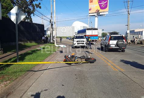 Motociclista Muere Tras Chocar Contra Aguja Del Tren Teletica