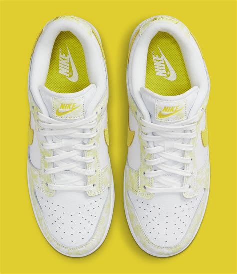 New Nike Dunk Low ‘yellow Strike Colorway Surfaces The Elite