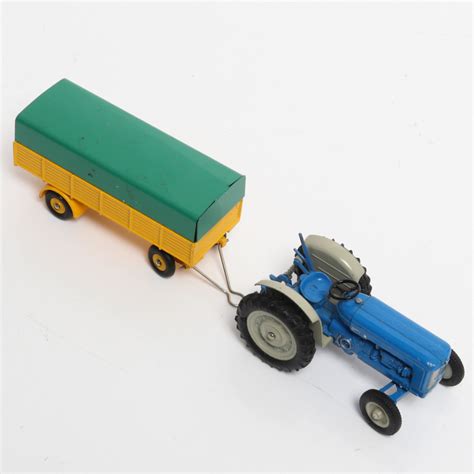 Leksaksbilar Traktor England Sl P Dinky Toys