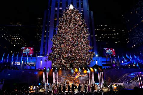 How To Watch & Stream The Rockefeller Center Christmas Tree Lighting