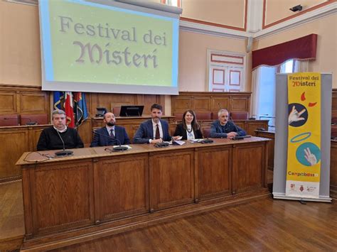 Corpus Domini Presentati In Comune Gli Eventi Del Festival Dei