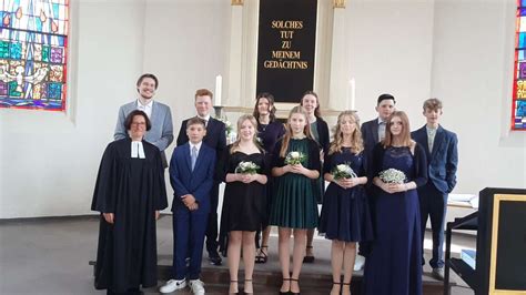 Marienkirche Wardenburg Pastorin Imke Gießing konfirmiert Jugendliche