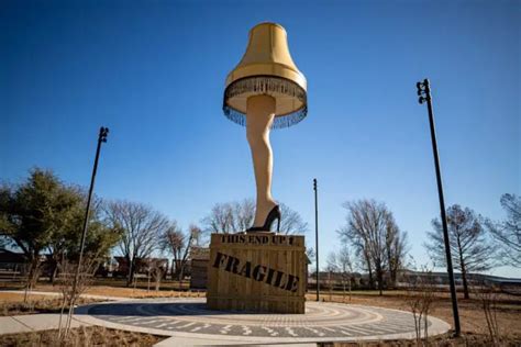 Giant Leg Lamp In Chickasha Oklahoma A Christmas Story