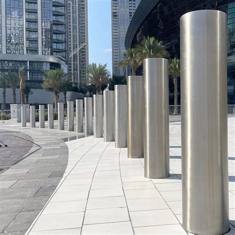 Wholesale Fixed Stainless Steel Bollards Outdoor Security Bollard Post