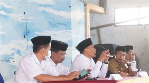 Kakan Kemenag Barru Urai Kisah Nabi Di Hadapan Siswa Pesantren Ramadhan