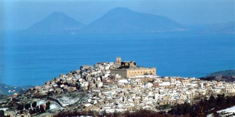 Montalbano Elicona Borgo Dei Borghi Gazzetta Del Sud