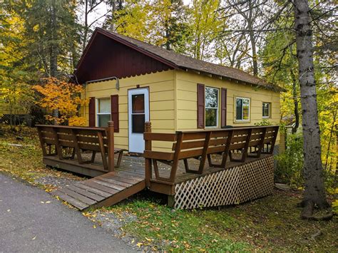 Cabin 4 (Lakeview) - Idlewild Resort