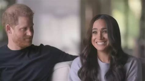 More Outright Lies Meghan Markle Blasted As Old Curtsying Video