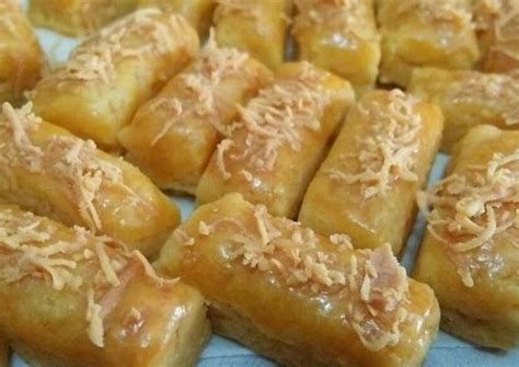 Resep Kastengel Atau Kue Keju Murah Meriah Oleh Syadna Licious Cookpad