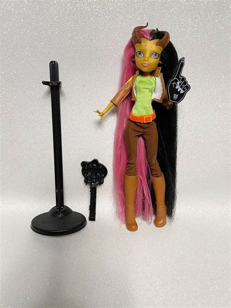 Rerooted Hard To Find Gilda Goldstag Monster High Doll Hobbies Toys