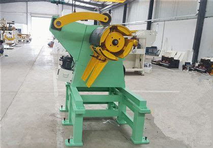 Heavy Duty Decoiler Machine With Pressure Arm For Coil Handling