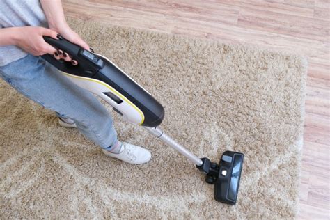 Rumah Bersih Bebas Debu Dengan Rekomendasi Vacuum Cleaner Stick Yang