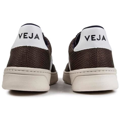 Veja V12 B Mesh Entrenadores