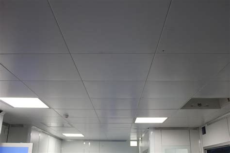 Кассетный потолок | Стеклянные панели, Потолки, Подвесной потолок