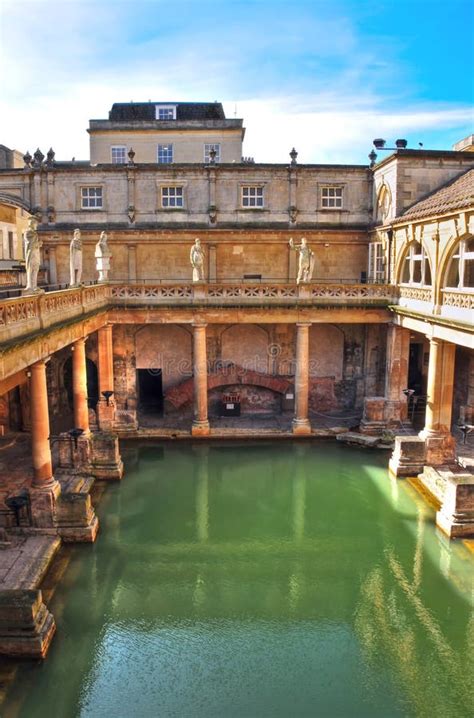 Roman Baths, Bath, England stock image. Image of statues - 23576621