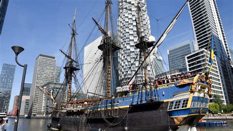 Hamburg Imposante Götheborg Of Sweden Legt Am Freitag An