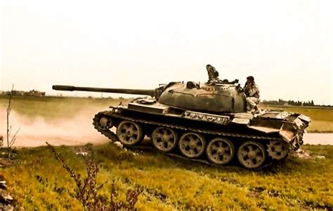 Сирийцы засняли прямое попадание в Т-55 боевиков «ан-Нусры»