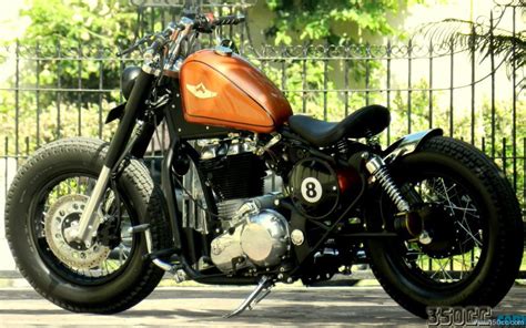 8 Ball Bobber By Rajputana Custom Motorcycle Using A Royal Enfield