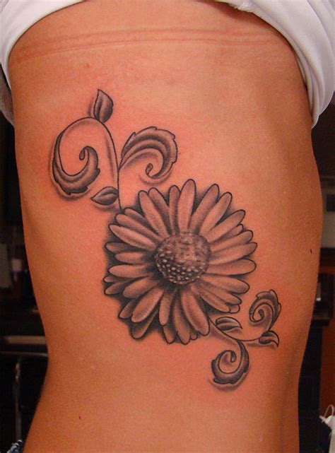 16 Cheerful Daisy Tattoos - Tattoo Me Now