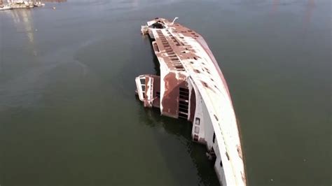 Saddam's yacht serves as picnic spot for Iraqis