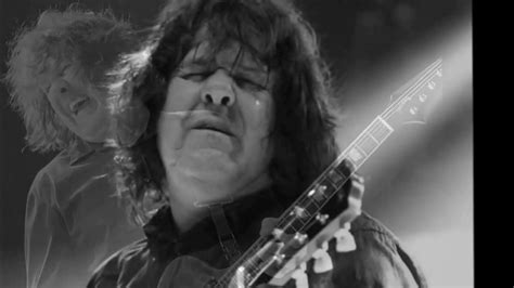 The Grave Of Gary Moore Youtube