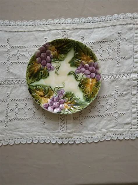 Assiette Plate Barbotine Au Decort De Raisin De Onnaing Eur