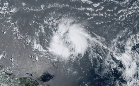 Islas Del Caribe Oriental Se Preparan Para La Tormenta Bret Grupo