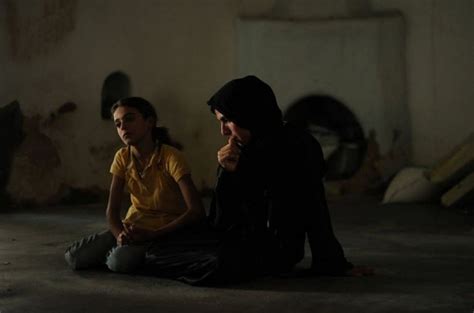 Syrian women refugees - BORGEN