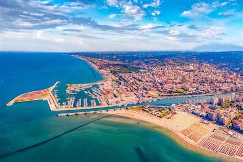 Pescara in den Abruzzen Sehenswürdigkeiten Strände