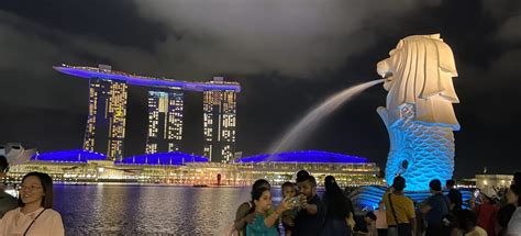 The Merlion Park of Singapore: Myth and Majesty Converge