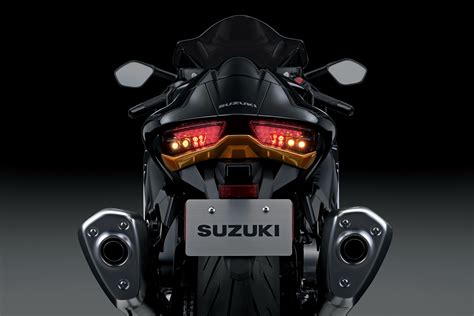 2021 Suzuki Hayabusa Is Here With New Engine, Safety Aids, Design, And 186 MPH Top Speed | Carscoops