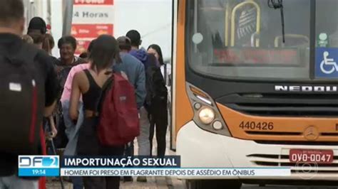 Vídeo Homem é Preso Em Flagrante Depois De Assediar Mulher Dentro De