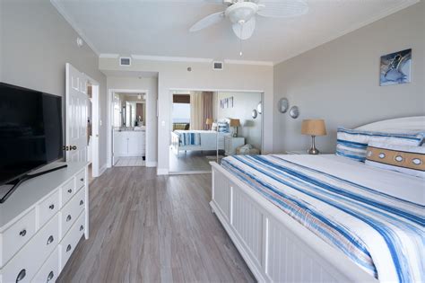 Discover Paradise with Regency #112 - Navarre Vacation Rentals