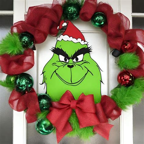 25 Cute Grinch Christmas Wreath Ideas You Can Diy Sarah Scoop